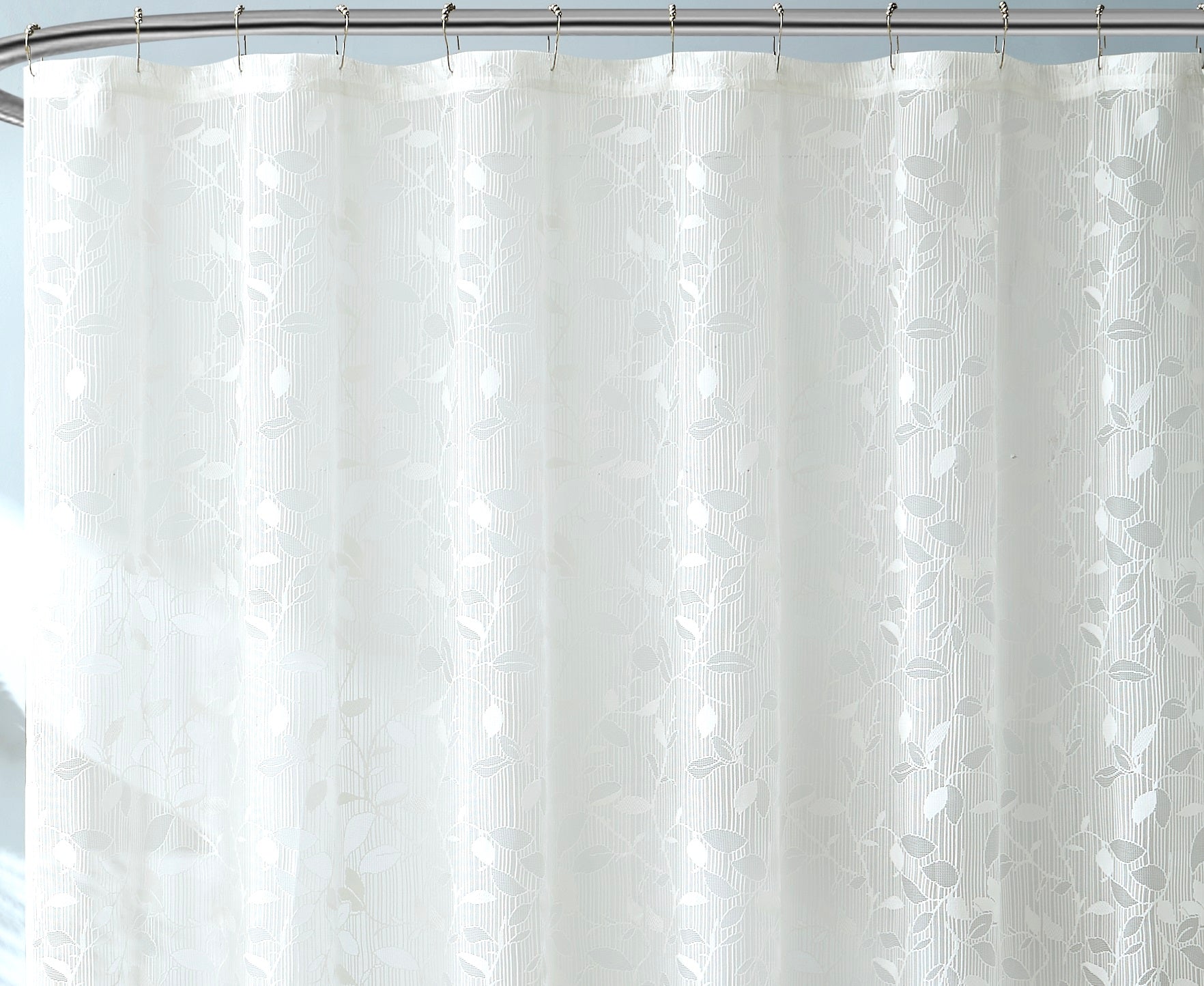 White shop bath curtain